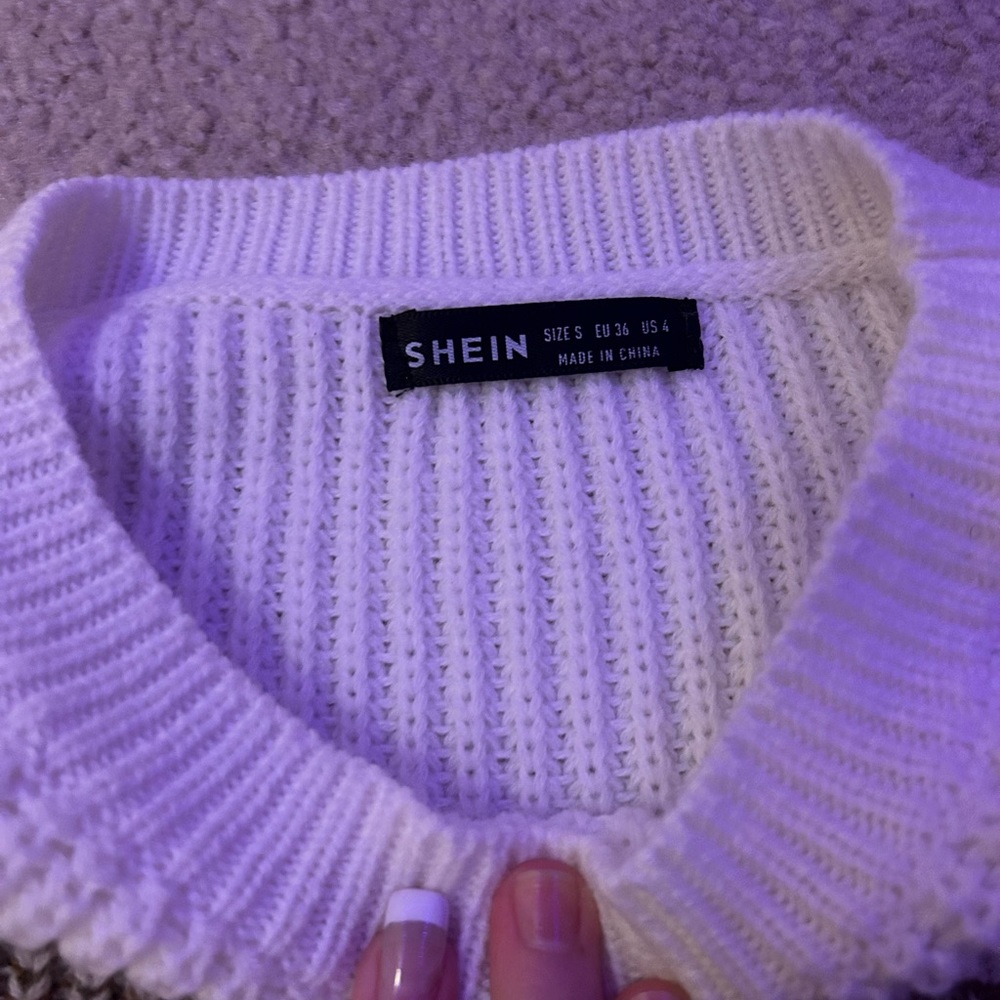 SheIn Sweater - Picture 5 of 5